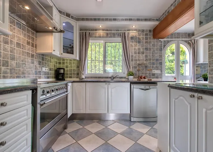 Isabelle By Interhome Semesterbostad *