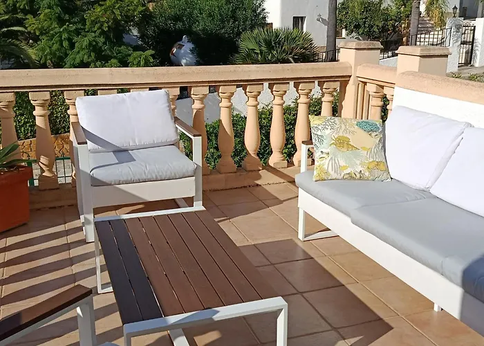 Semesterbostad Isabelle By Interhome